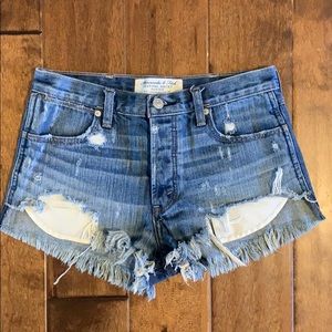 Abercrombie and Fitch high rise shorts 25